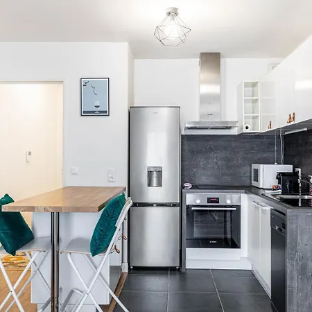 Guestready - Bright Cocoon Near Paris شقة